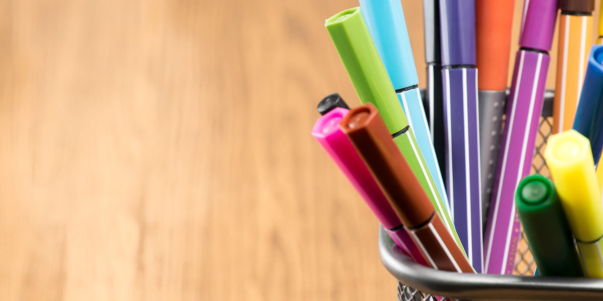 Długopisy reklamowe – plastikowe czy metalowe?