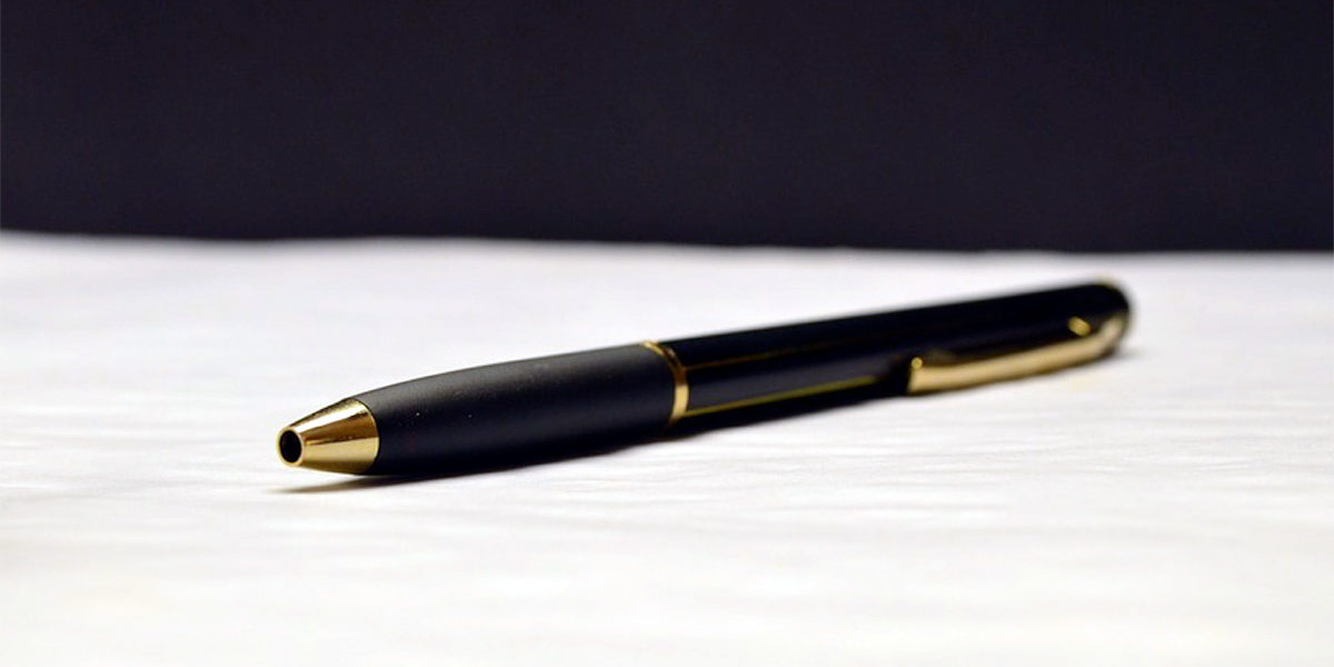 Długopisy na zamówienie – jak zaprojektować własny długopis z nadrukiem?